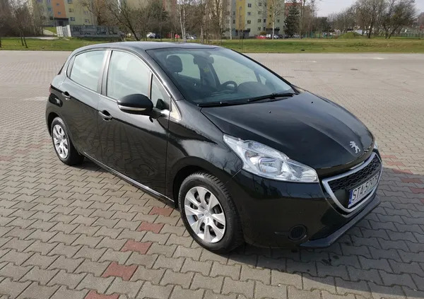 śląskie Peugeot 208 cena 20900 przebieg: 134000, rok produkcji 2013 z Radzionków